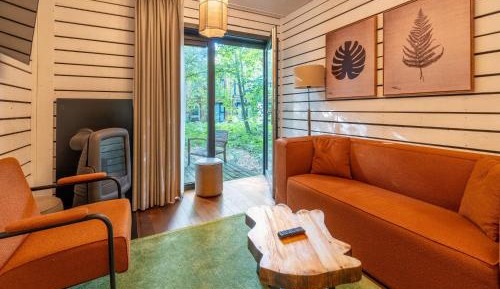 One-Bedroom Holiday Home