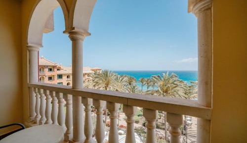 Twin Room with Sea View