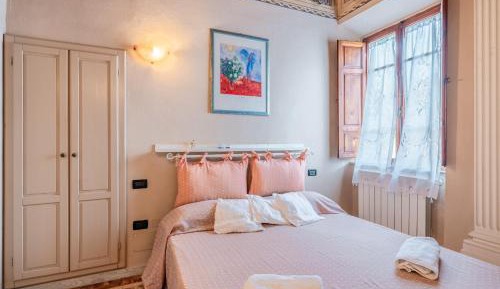 Superior One-Bedroom Apartment