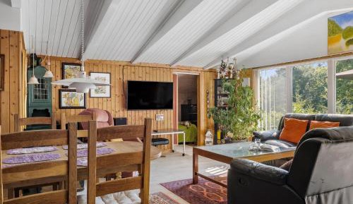 Two-Bedroom Holiday Home