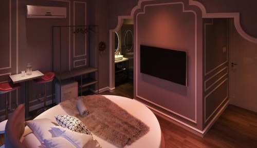 Superior King Room