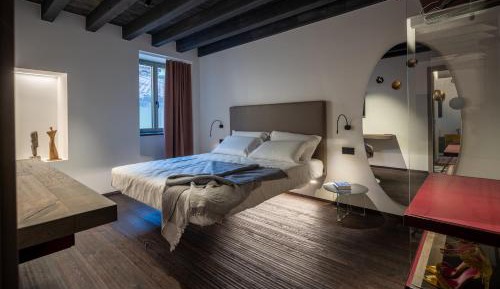 One-Bedroom Premium Apartment