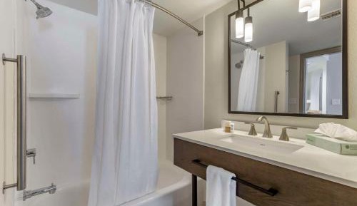 Standard Suite with Two Double Beds