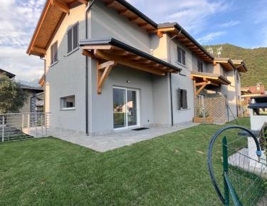 Three-Bedroom Townhouse