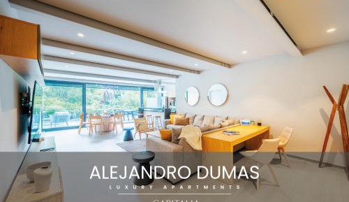 Exclusive Penthouse, 2 Bedrooms, Terrace, Park View