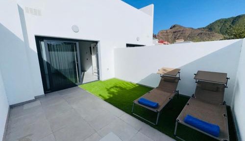 Studio with Terrace