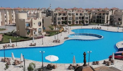 Two-Bedroom Apartment with Terrace and Sea View