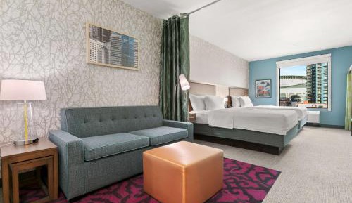 Queen Studio with Two Queen Beds and Bath Tub - Mobility Accessible