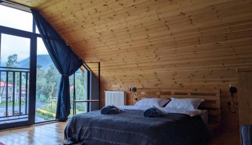 Family Room with Mountain View