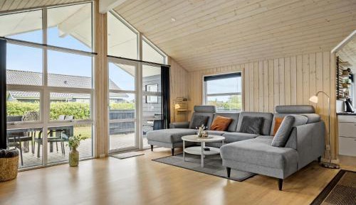 Three-Bedroom Holiday Home 