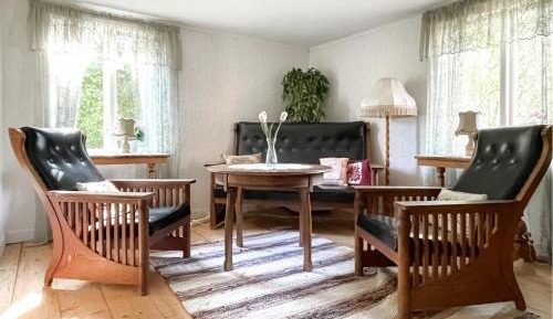 Three-Bedroom Holiday Home 