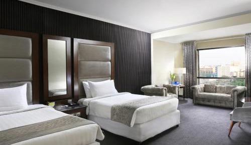 Classic, Guest room, 2 Twin/Single Bed(s), City view