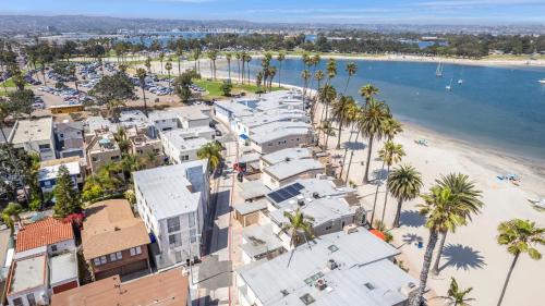 Three-Bedroom Townhouse