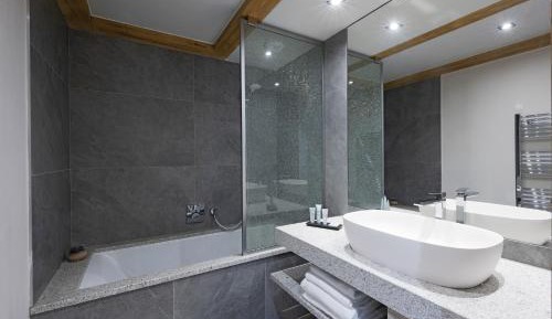 Two-Bedroom Apartment for 6 people Comfort Plus with Spa Access