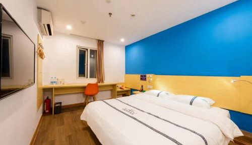 Deluxe Single Room
