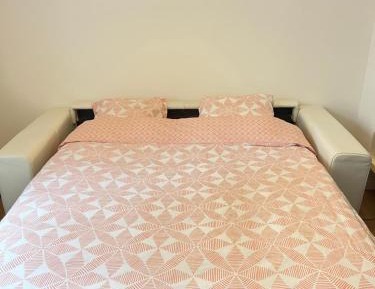 One-Bedroom Apartment with Garden View