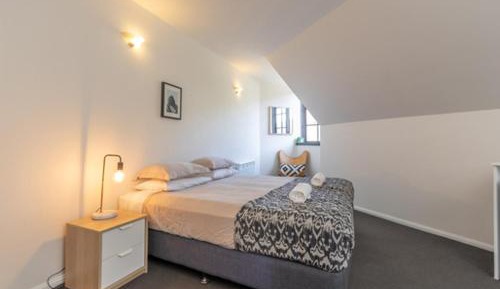 Superior Mountain View Loft Room