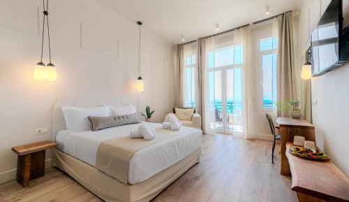 Junior Suite with Balcony