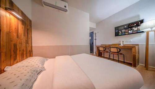 Economy Double Room No Window