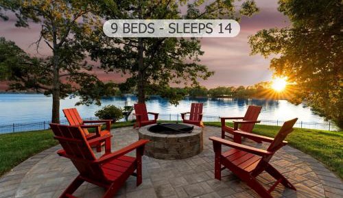 Three-Bedroom Holiday Home 