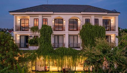 Villa with Private Pool