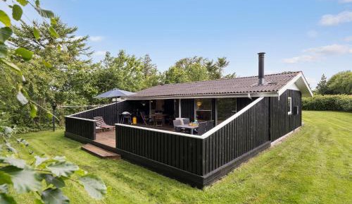 Three-Bedroom Holiday Home 