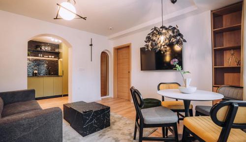 Apartment with Park View