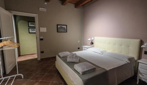 Double Room with Private External Bathroom