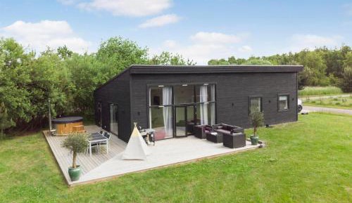 Four-Bedroom Holiday Home