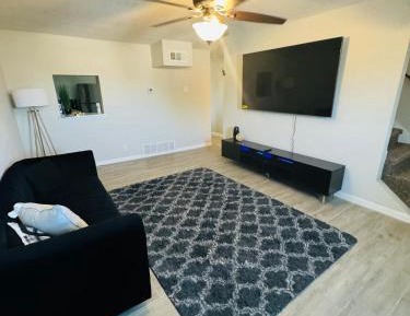 Two-Bedroom Deluxe Apartment