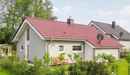 Three-Bedroom Holiday Home 