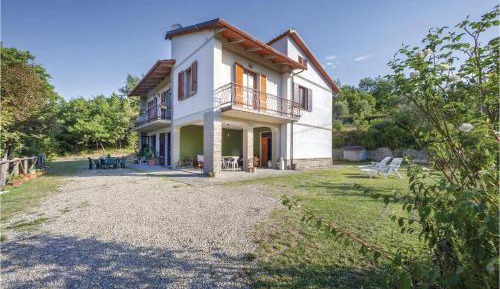 Three-Bedroom Vacation Home 
