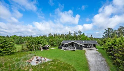 Five-Bedroom Holiday Home