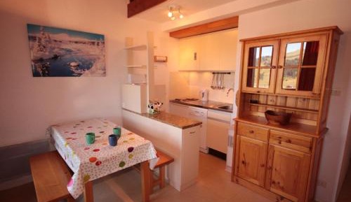 Apartment (6 Adults)