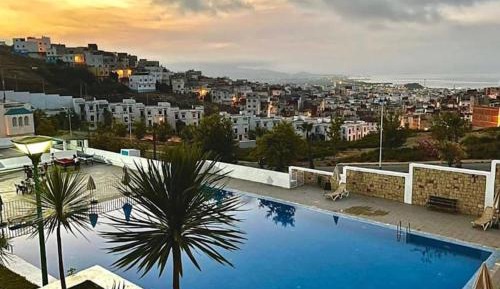 Two-Bedroom Deluxe Apartment with Ocean View
