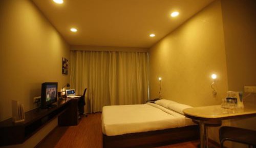 Standard Room with 10% off on F&B & Laundry