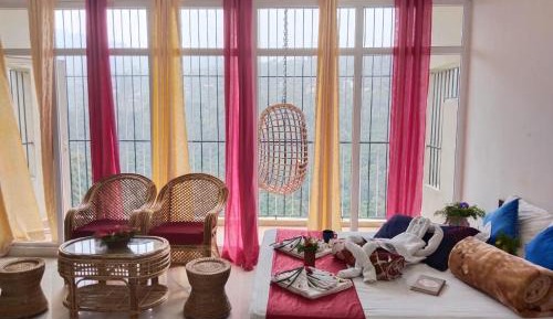 Suite with Mountain View