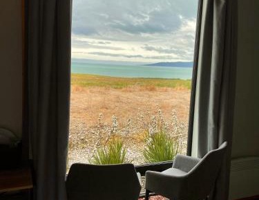 Standard Twin Room with Sea View