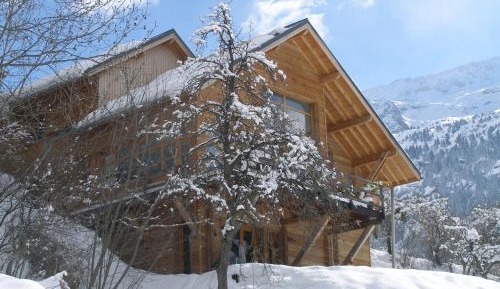 Four-Bedroom Chalet (10 People)