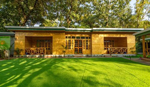King Room with Garden View