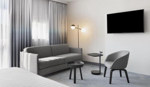 Superior room, Larger Guest room, 1 King, Sofa bed