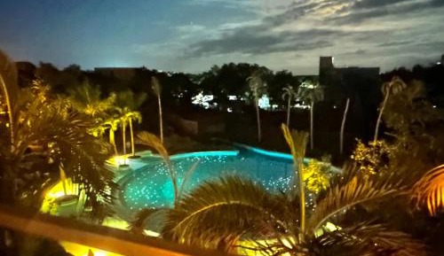 Apartment with Pool View 