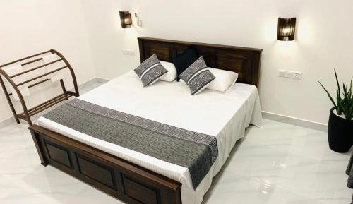 Double Room with Private Bathroom
