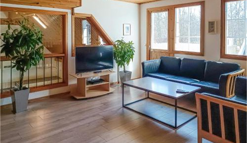Five-Bedroom Holiday Home