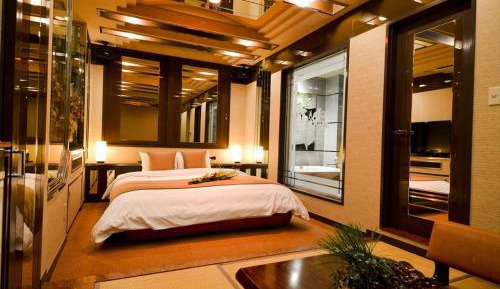 Standard King Room