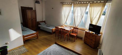 Triple Room with Private Bathroom