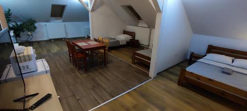 Family Room with Mountain View