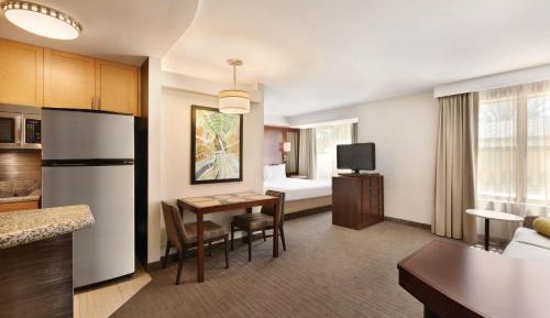 King Studio with Sofa Bed