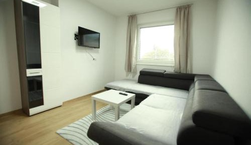 Apartment with Shower