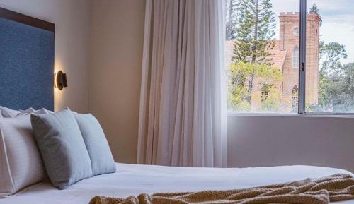 King Room with Spa and Balcony